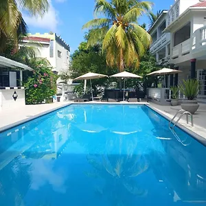  Hotel Bay Heights Escape - Unique